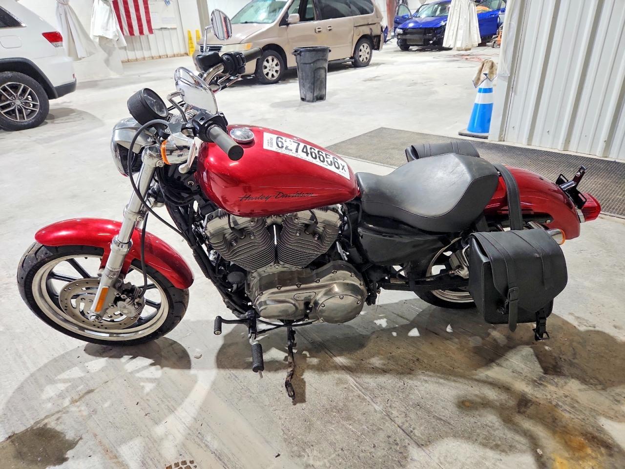 2012 Harley-Davidson Xl883 Superlow - Фото 3