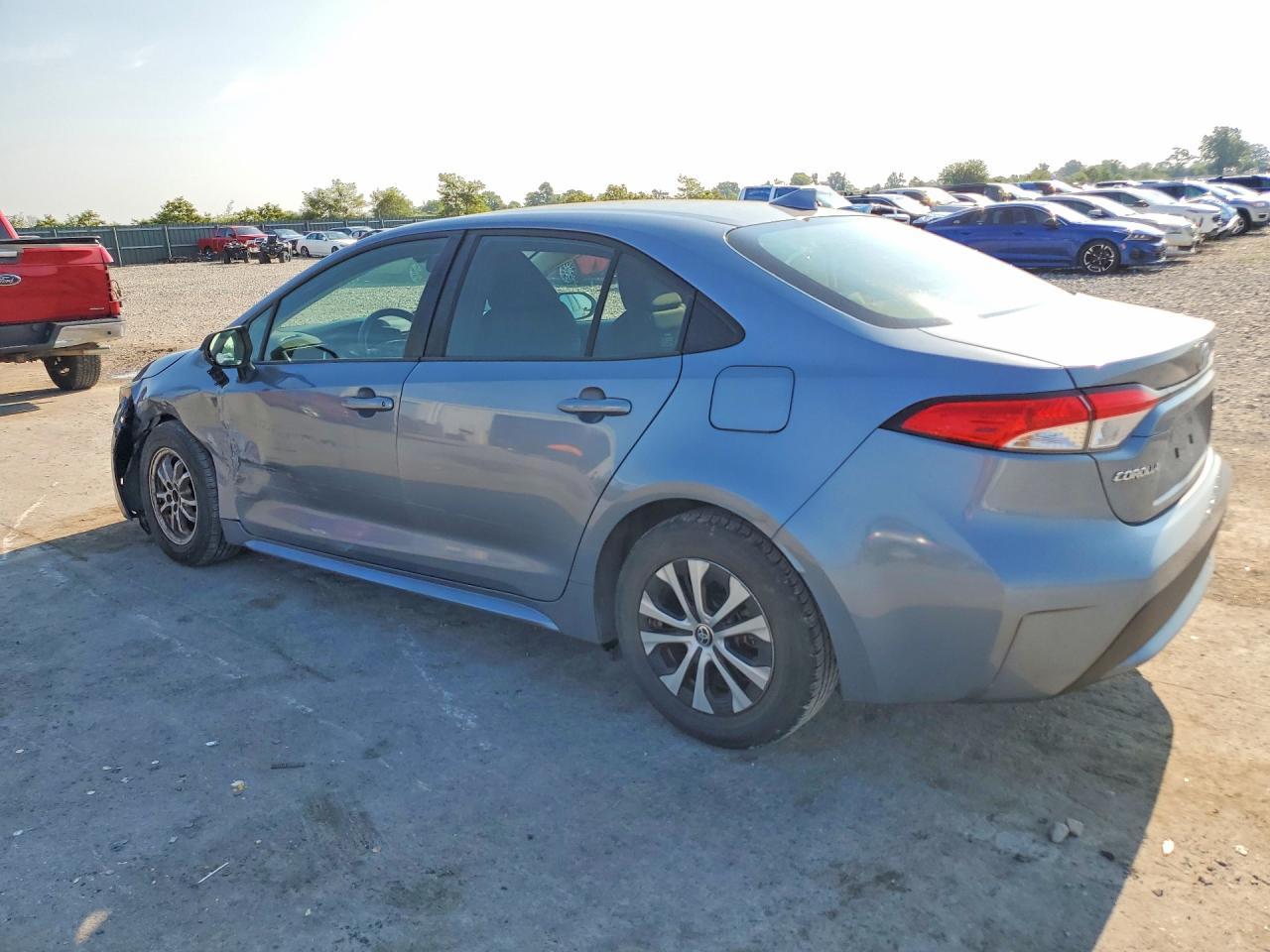 2022 Toyota Corolla Le - Image 2