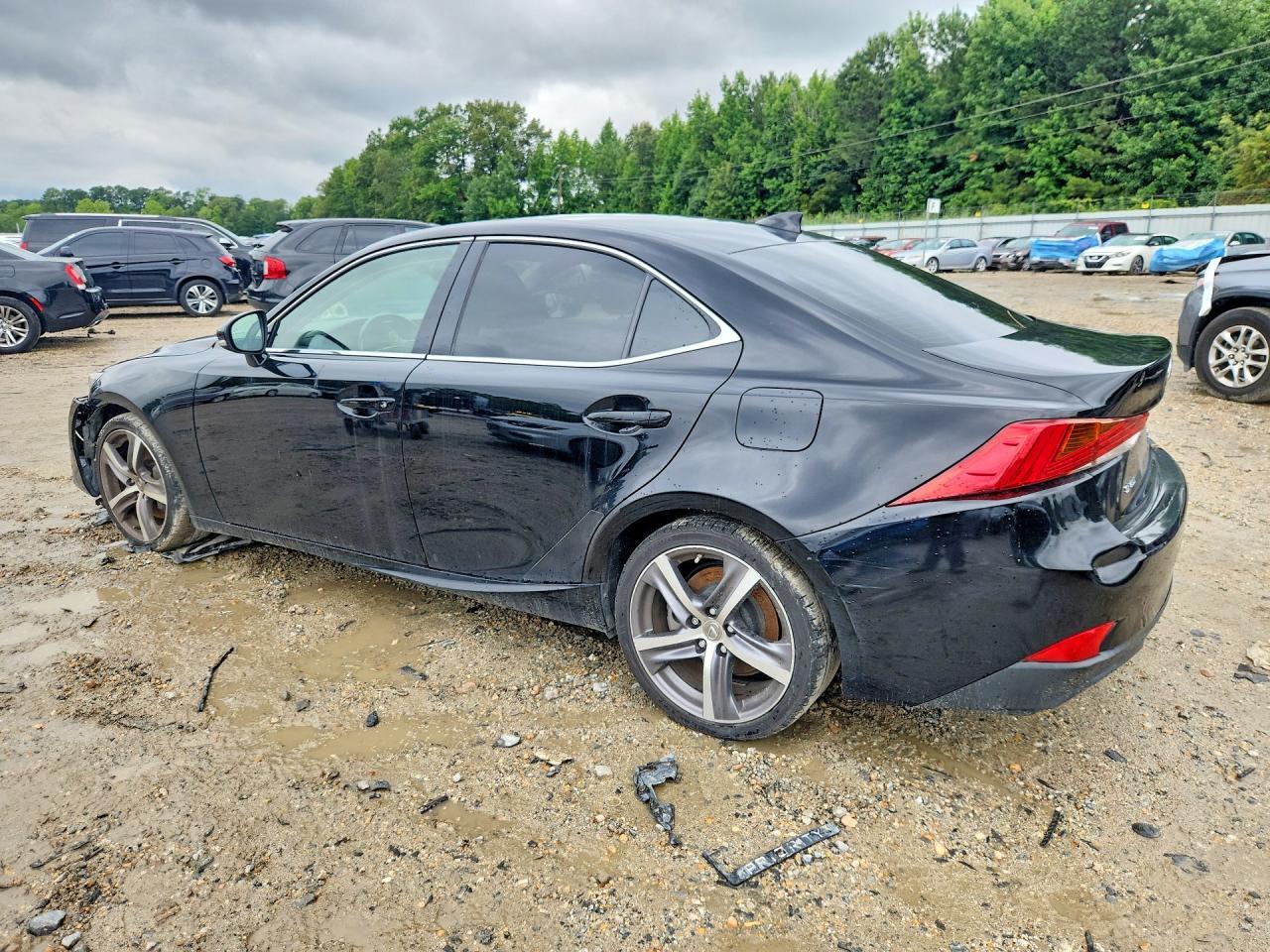 2017 Lexus Is 200T - Фото 2