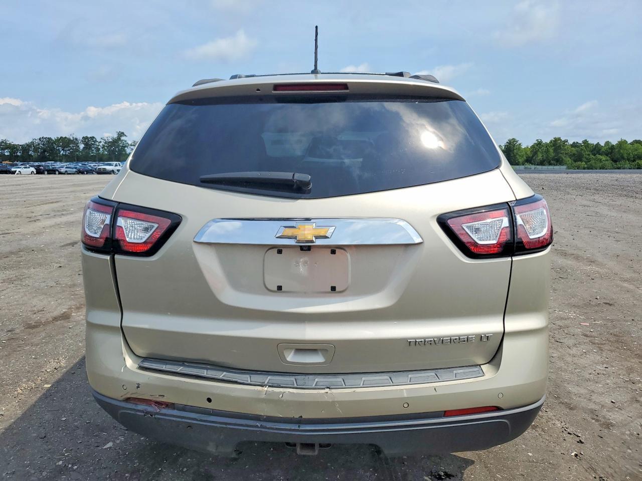 2013 Chevrolet Traverse Lt - Image 6