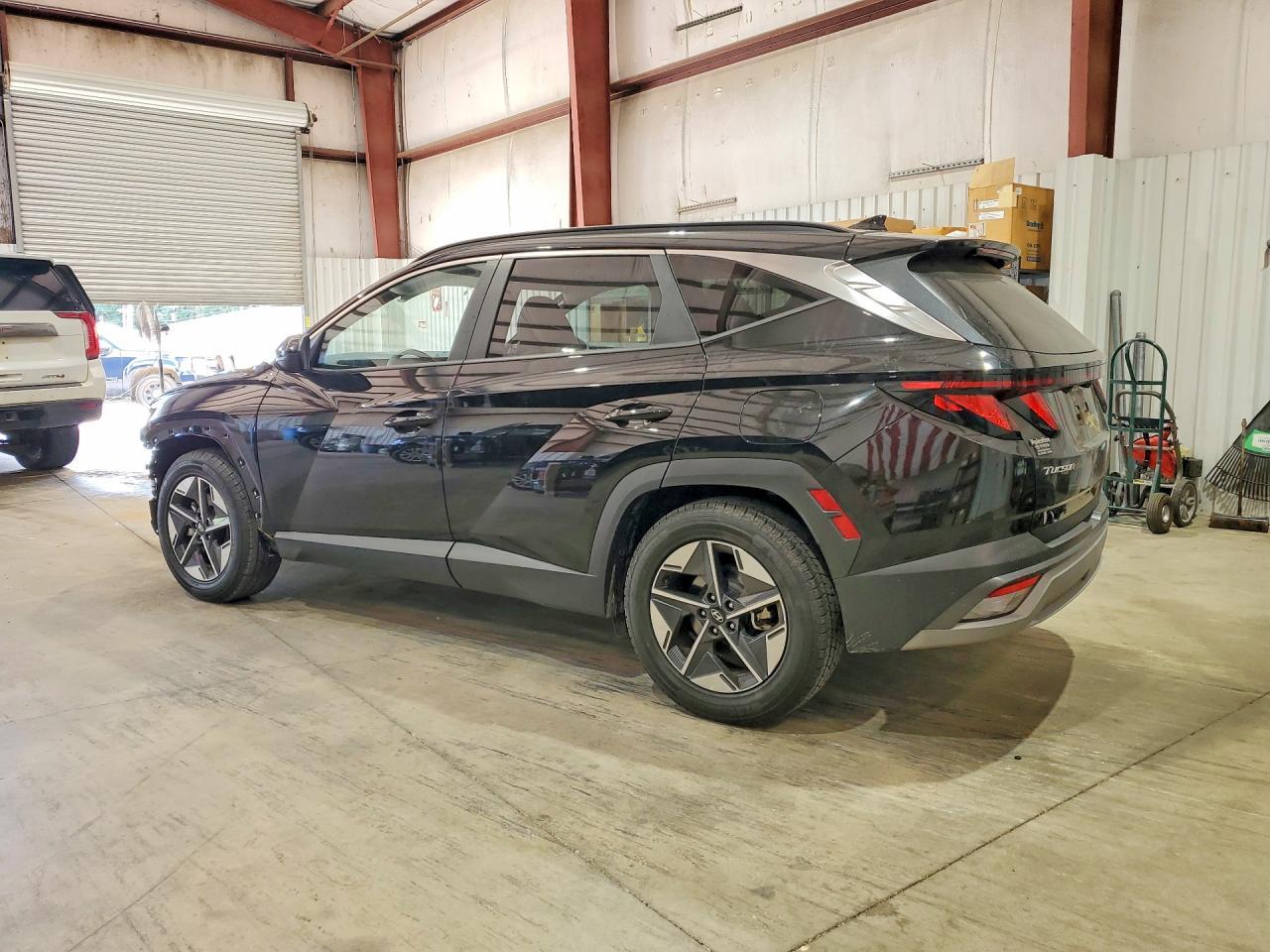 2025 Hyundai Tucson Sel - Image 2