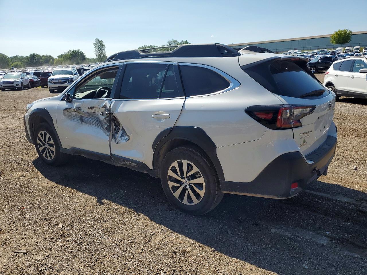 2025 Subaru Outback Premium - Фото 2