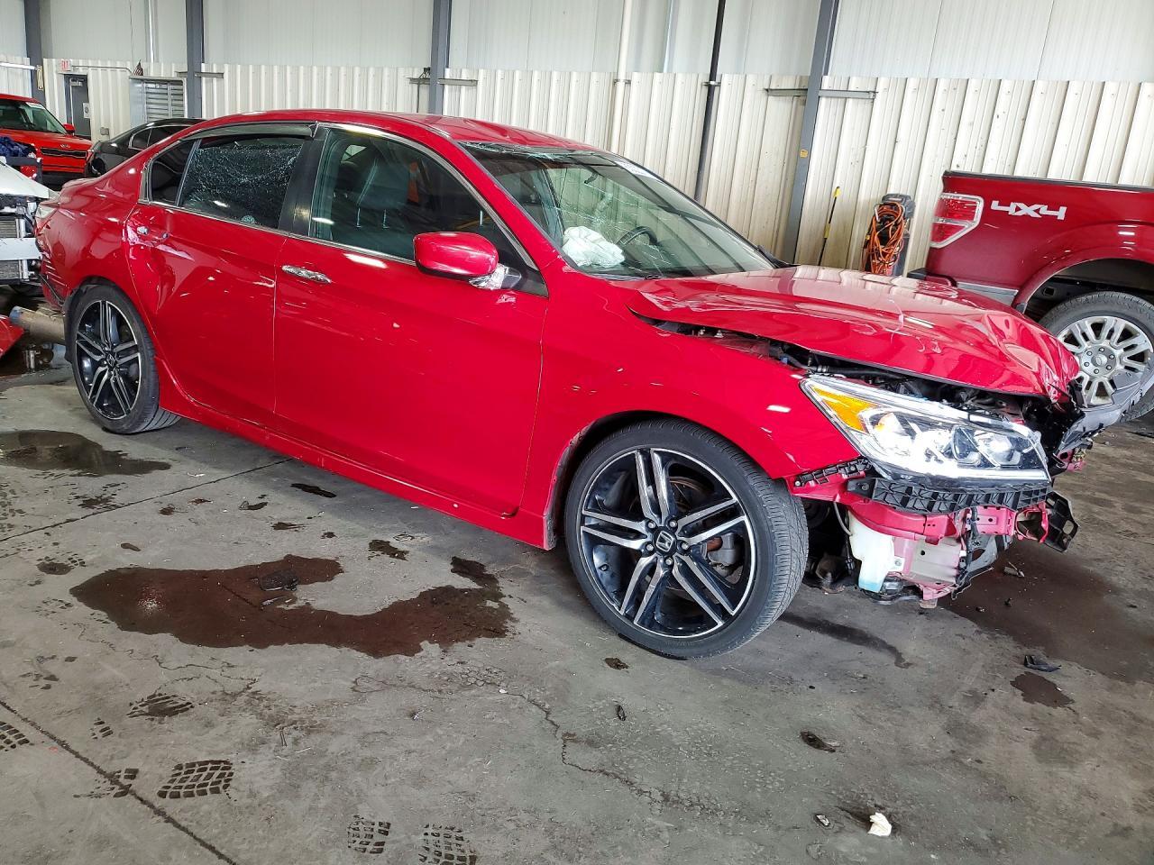 2016 Honda Accord Sport - Image 4