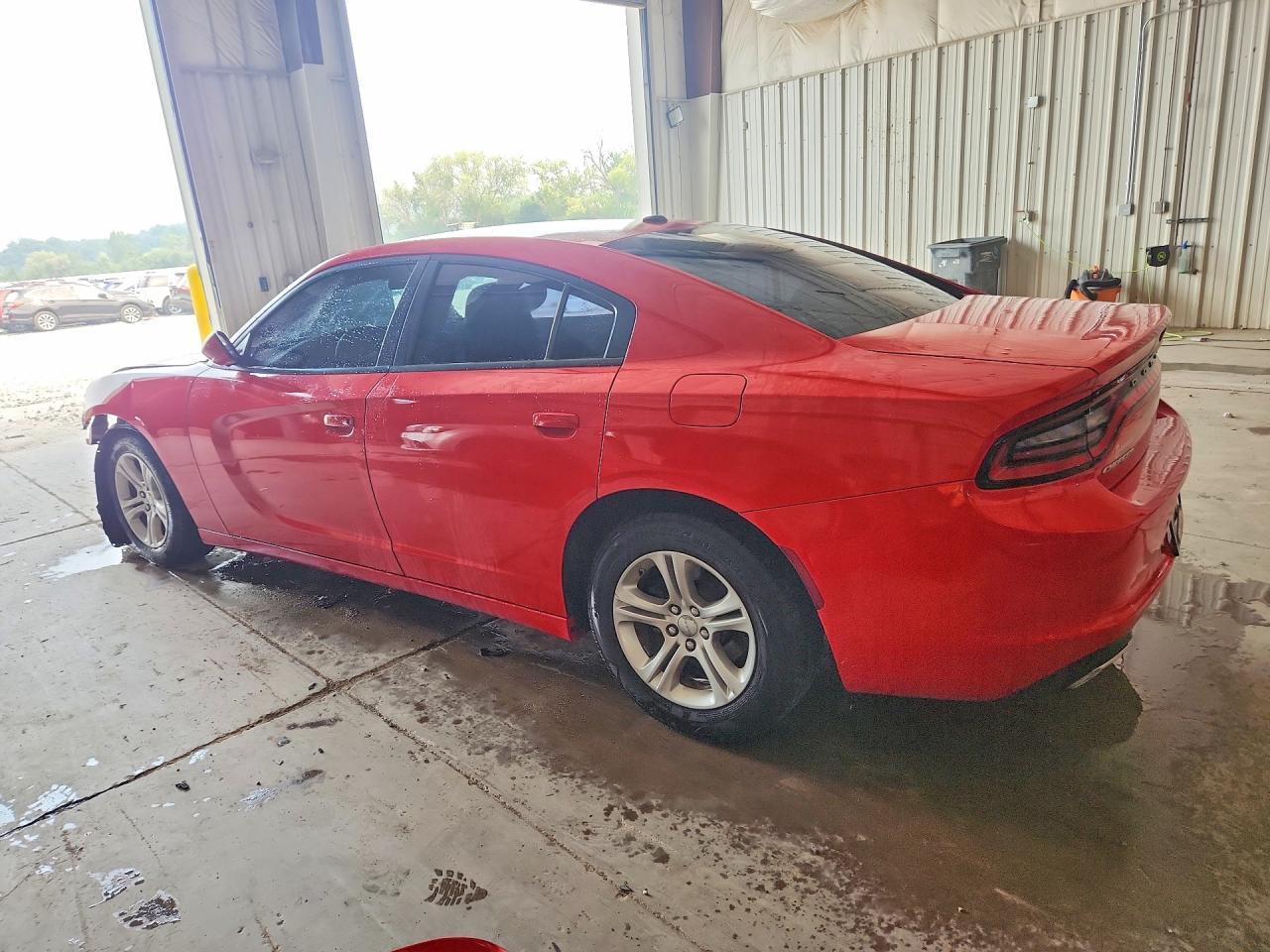 2022 Dodge Charger Sxt - Фото 2