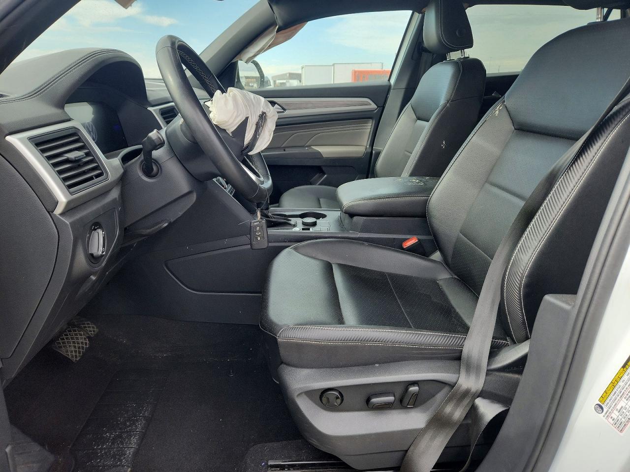 2023 Volkswagen Atlas Cross Sport Se - Image 7