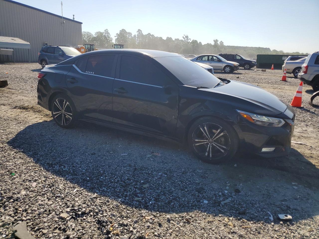 2020 Nissan Sentra Sr - Image 4
