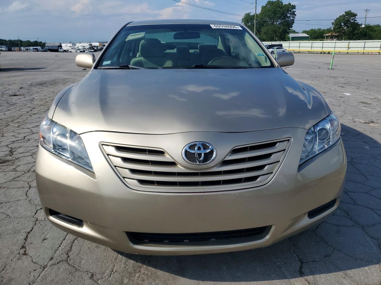 2009 Toyota Camry Le - Фото 5
