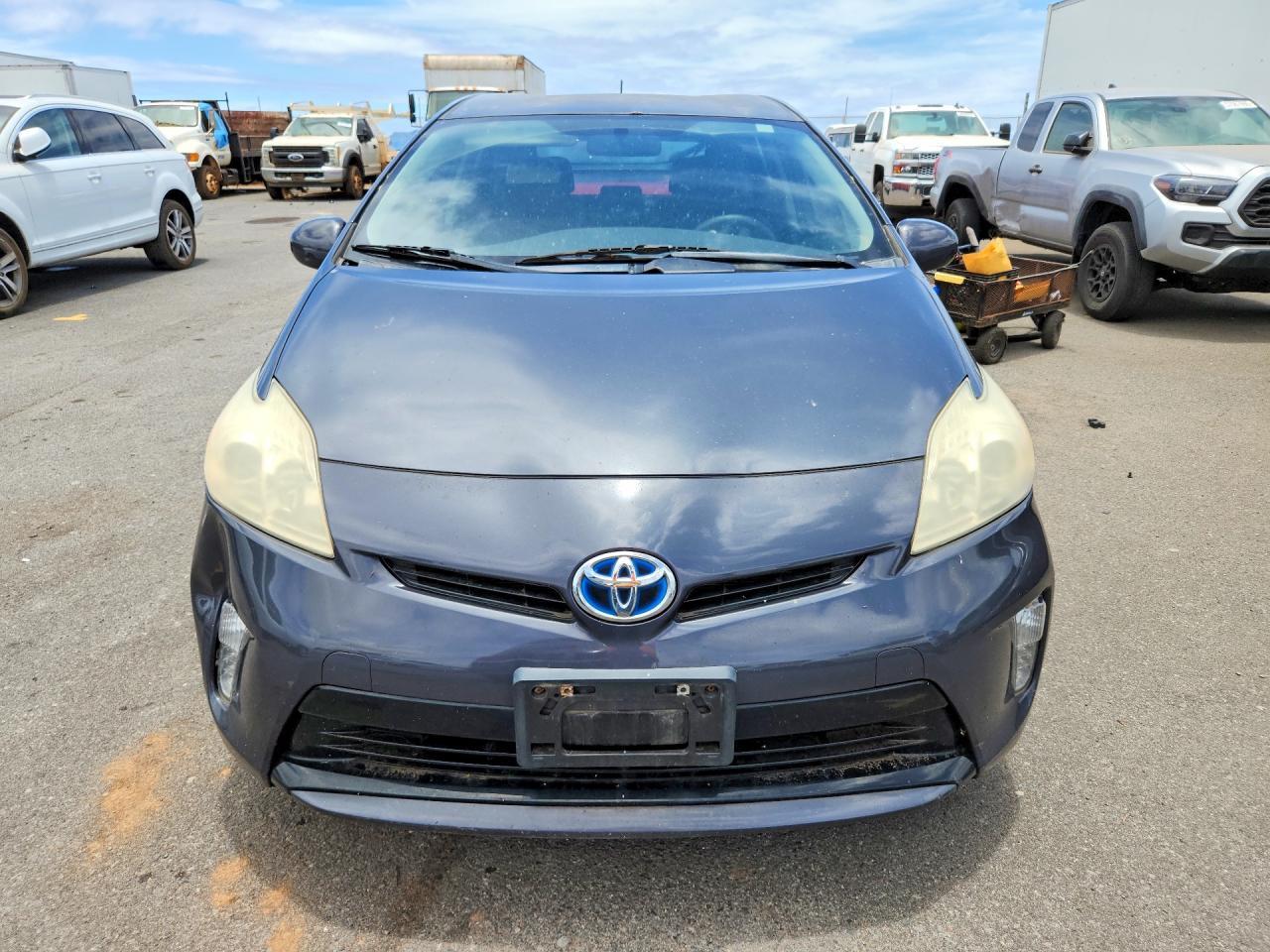 2013 Toyota Prius One - Фото 5