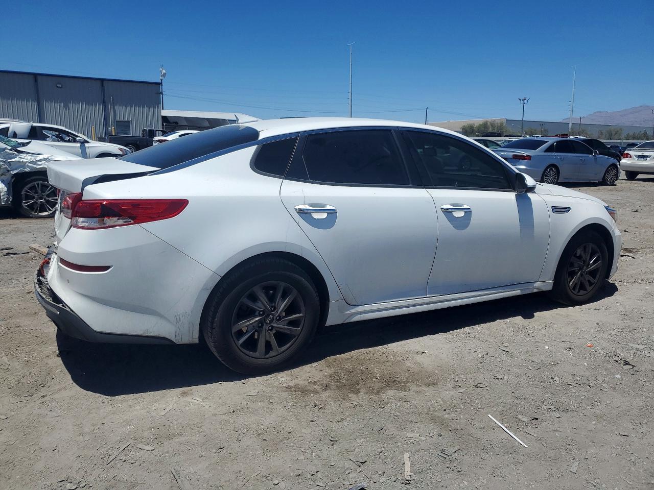 2019 Kia Optima Lx - Image 3