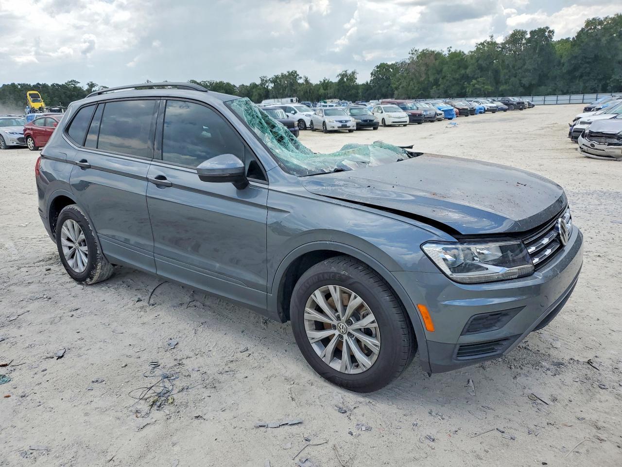 2020 Volkswagen Tiguan S - Фото 4