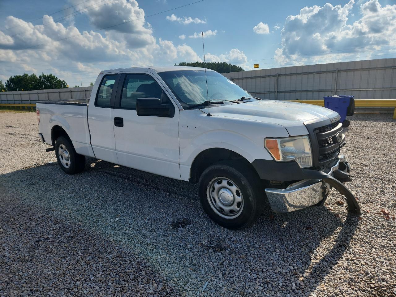 2013 Ford F150 Super Cab - Фото 4