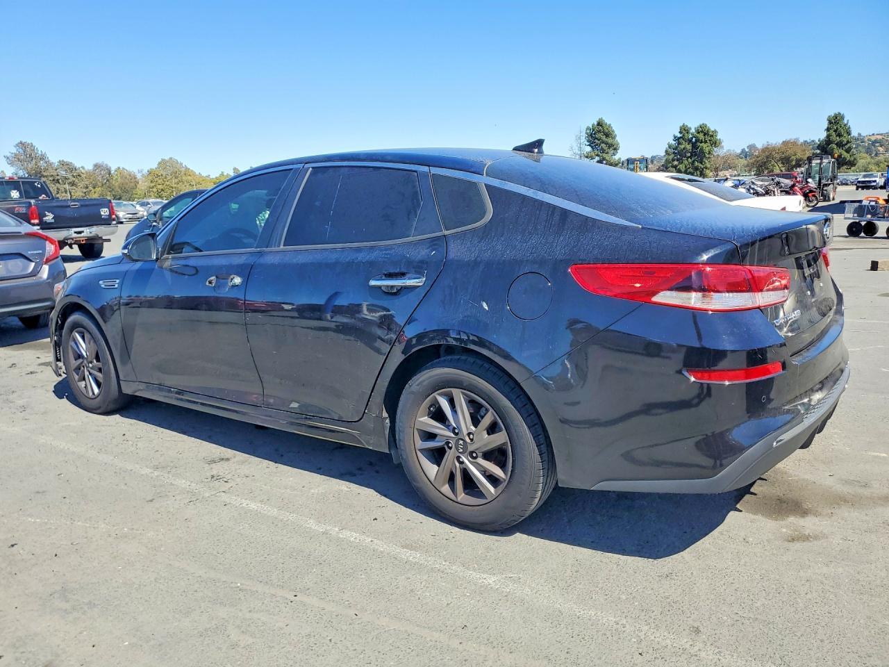 2020 Kia Optima Lx - Фото 2