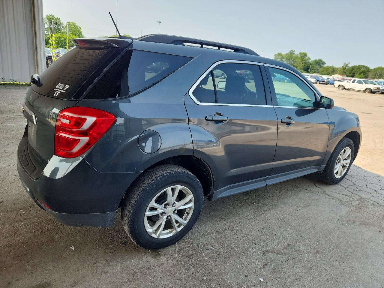 2017 Chevrolet Equinox Lt - Фото 3