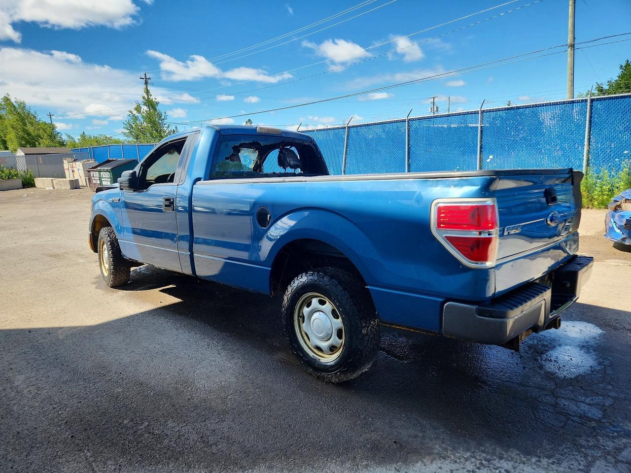 2013 Ford F150 - Image 2