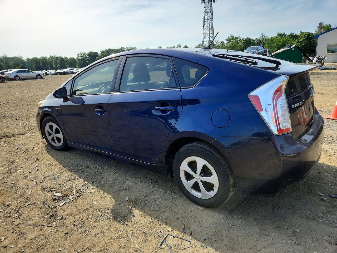 2013 Toyota Prius Four - Image 2