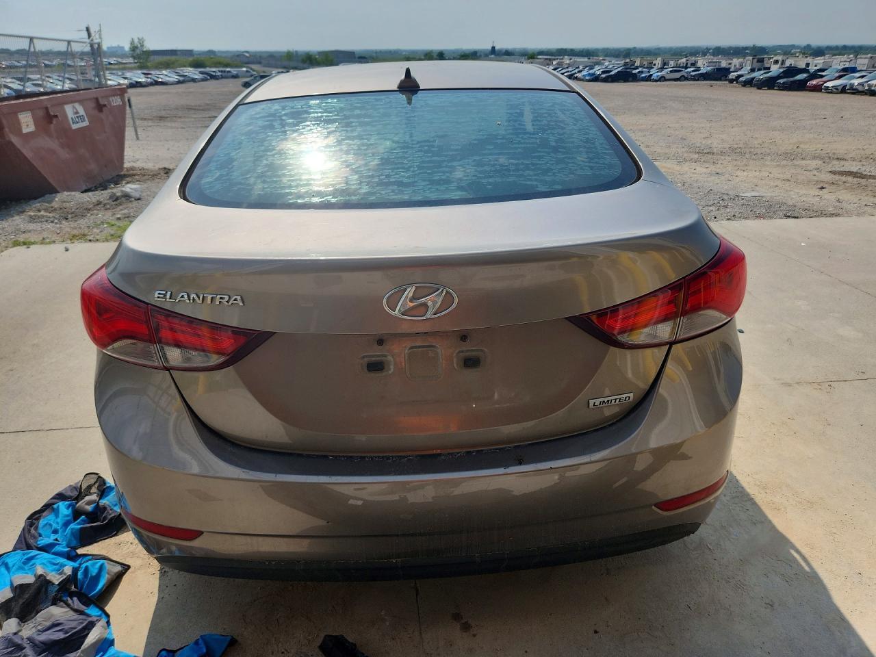 2015 Hyundai Elantra - Фото 6