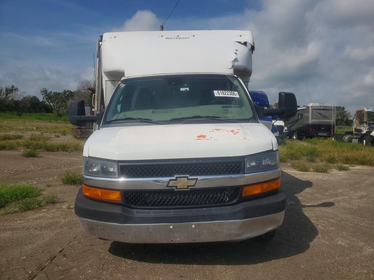 2022 Chevrolet Express G3500 - Image 5