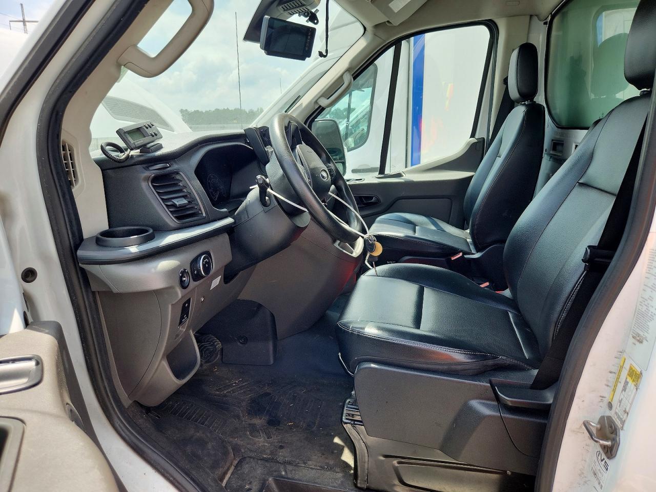 2021 Ford Transit Delivery Truck - Image 7