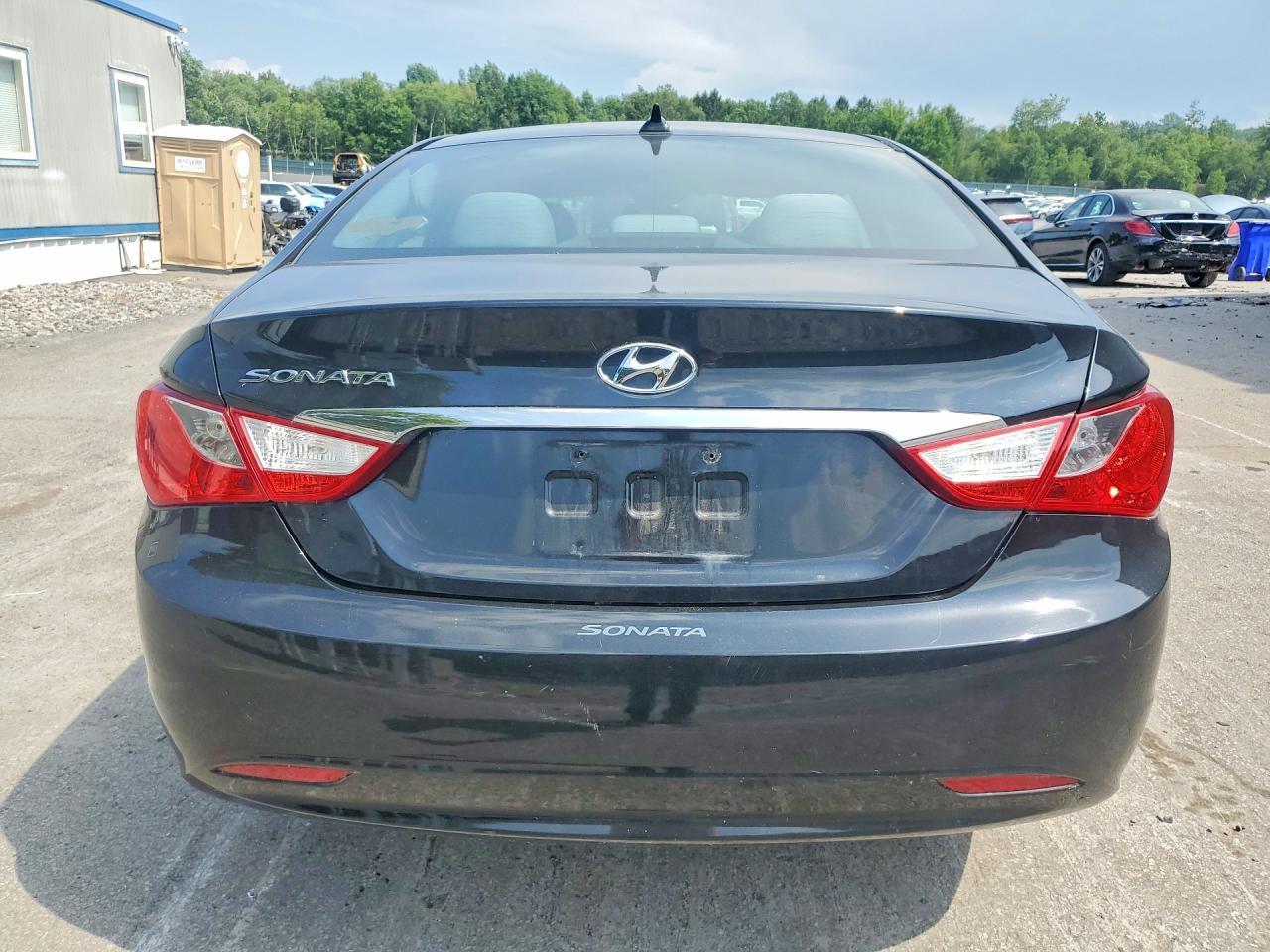 2013 Hyundai Sonata Gls - Image 6