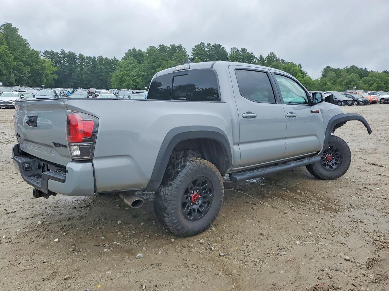 2017 Toyota Tacoma Trd Pro - Фото 3