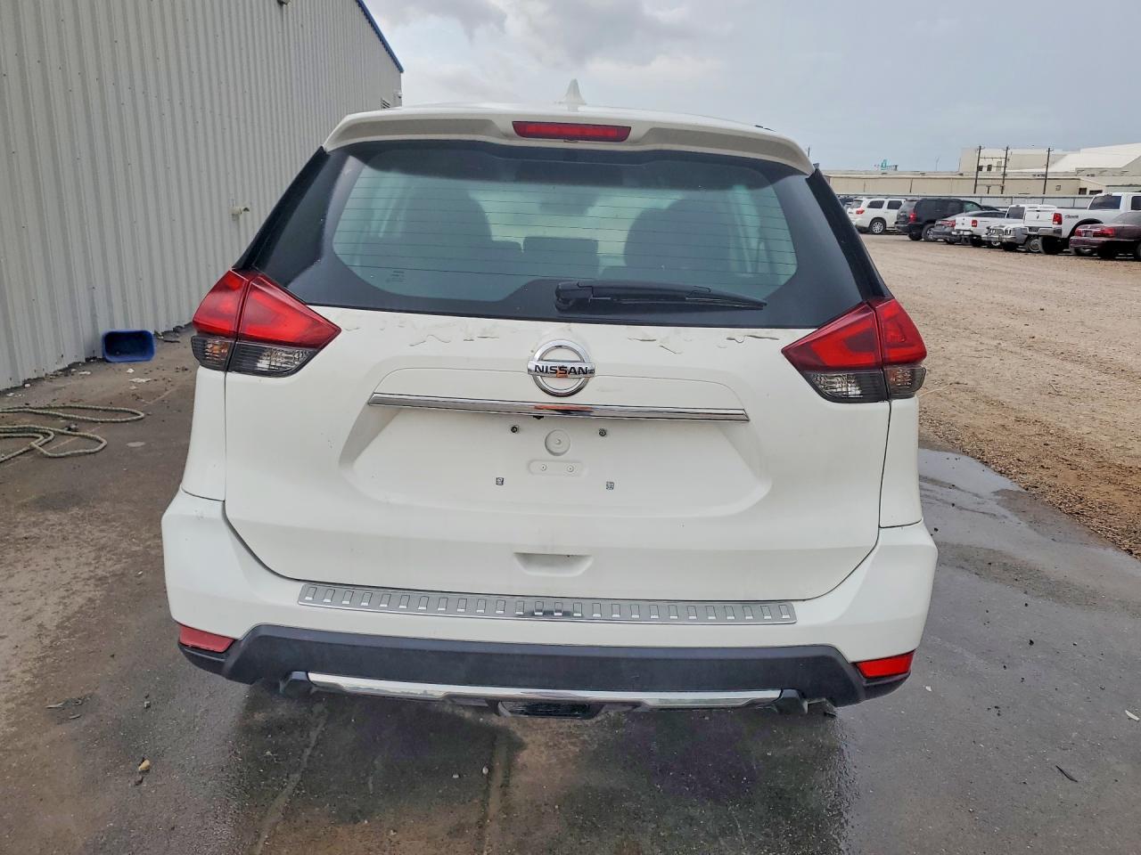 2020 Nissan Rogue S - Image 6