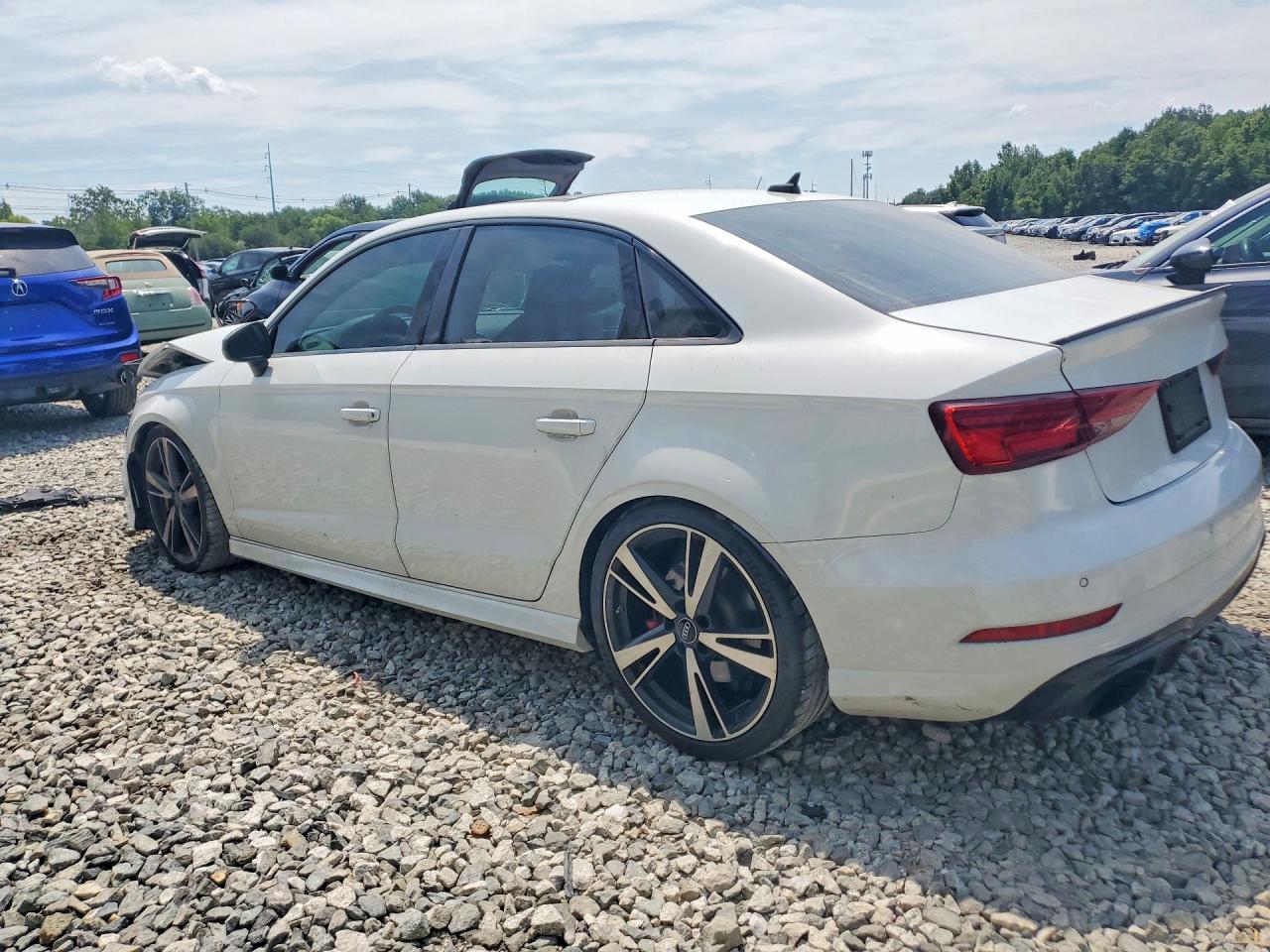 2019 Audi Rs3 - Фото 2