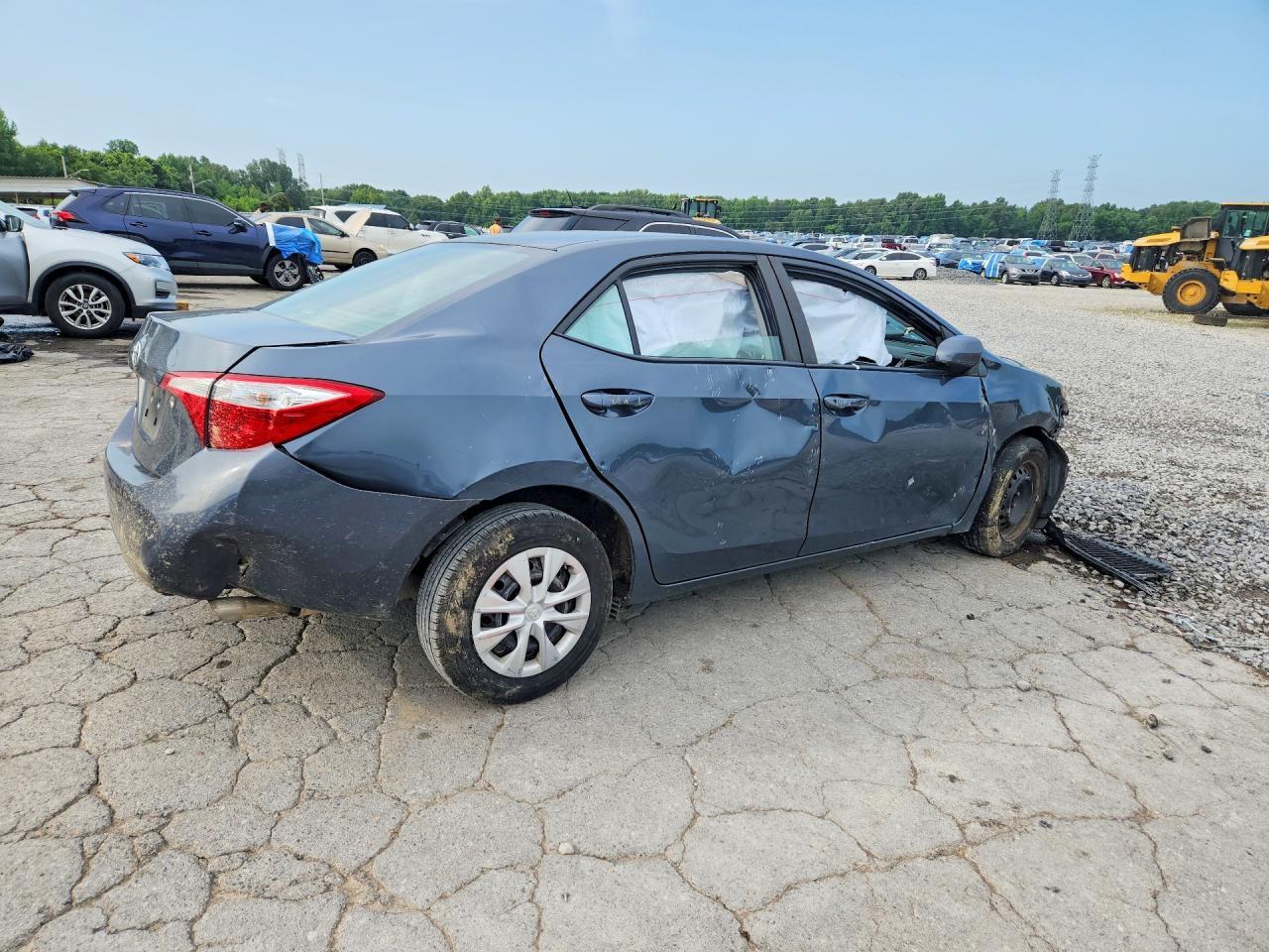 2015 Toyota Corolla L - Фото 3