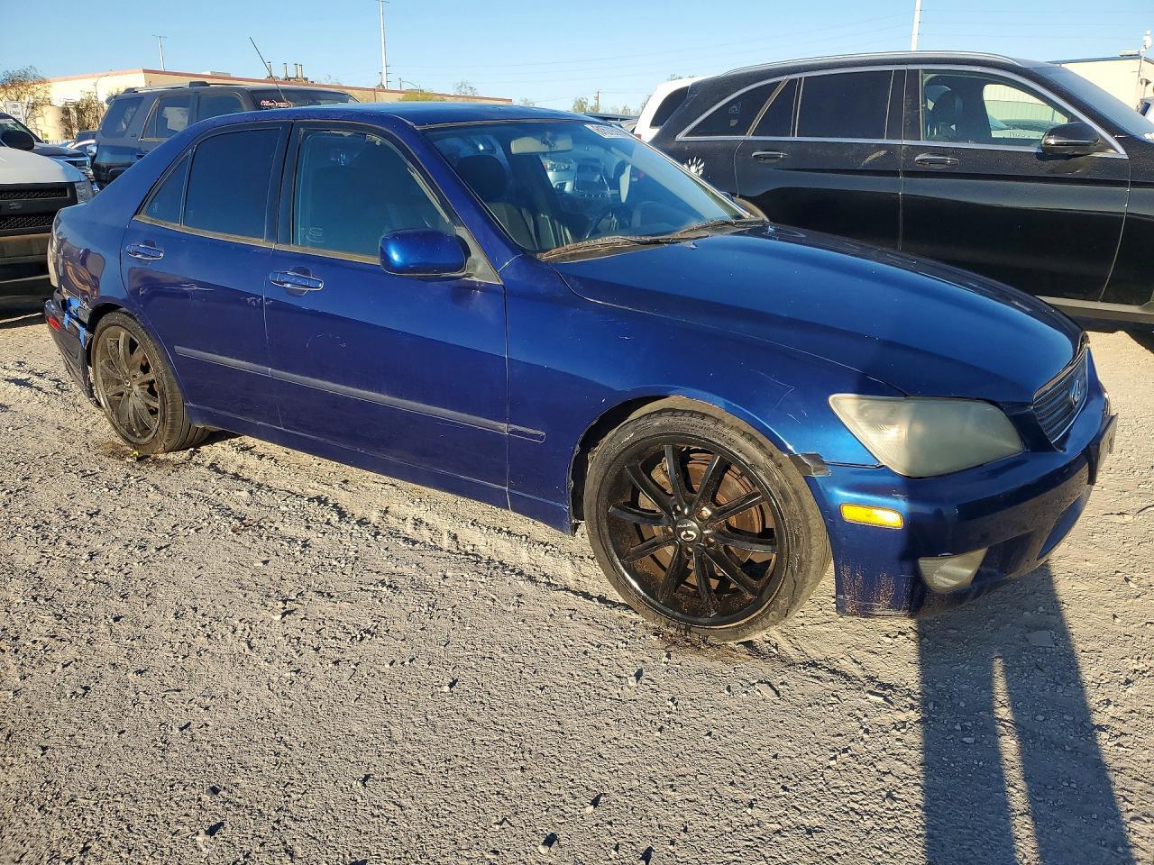 2001 Lexus Is 300 - Image 4