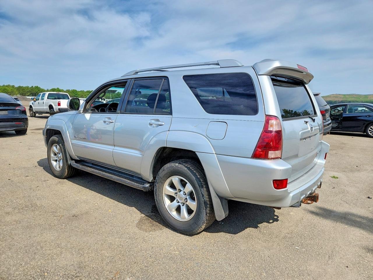 2005 Toyota 4Runner Sport Edition - Image 2