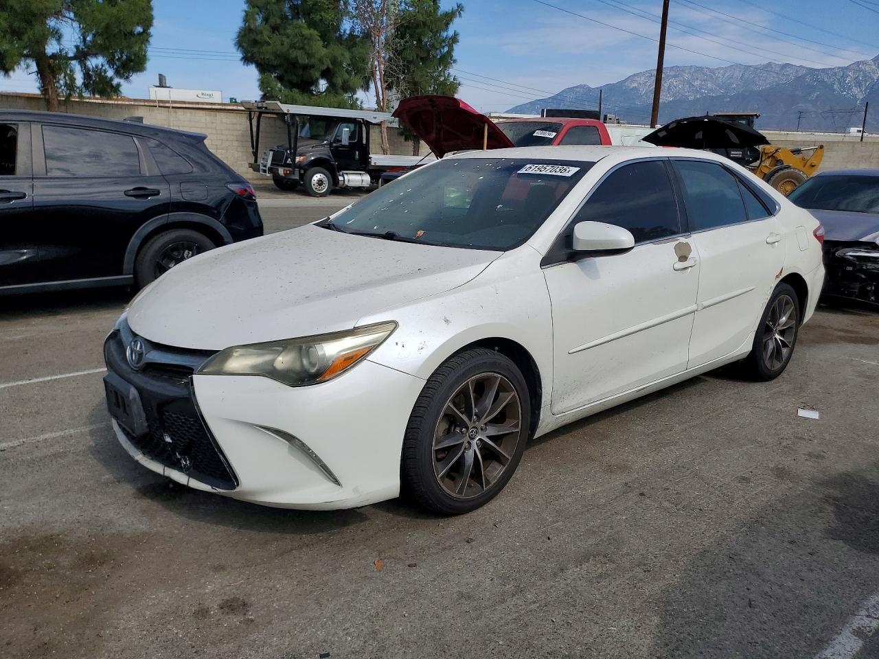 2015 Toyota Camry Xse