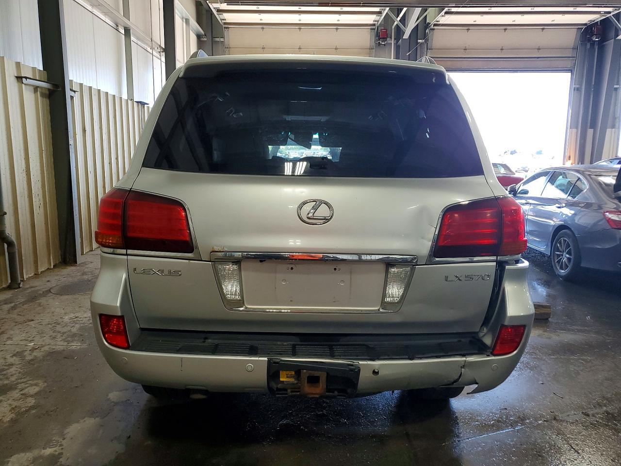 2010 Lexus Lx 570 - Фото 6