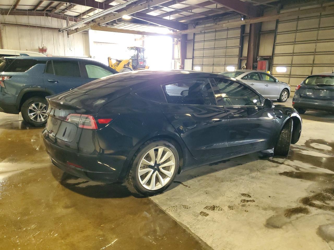 2018 Tesla Model 3 - Фото 3
