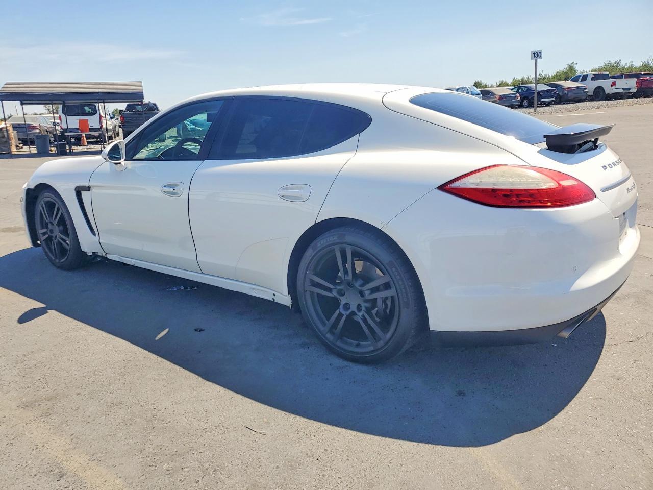 2012 Porsche Panamera 2 - Image 2
