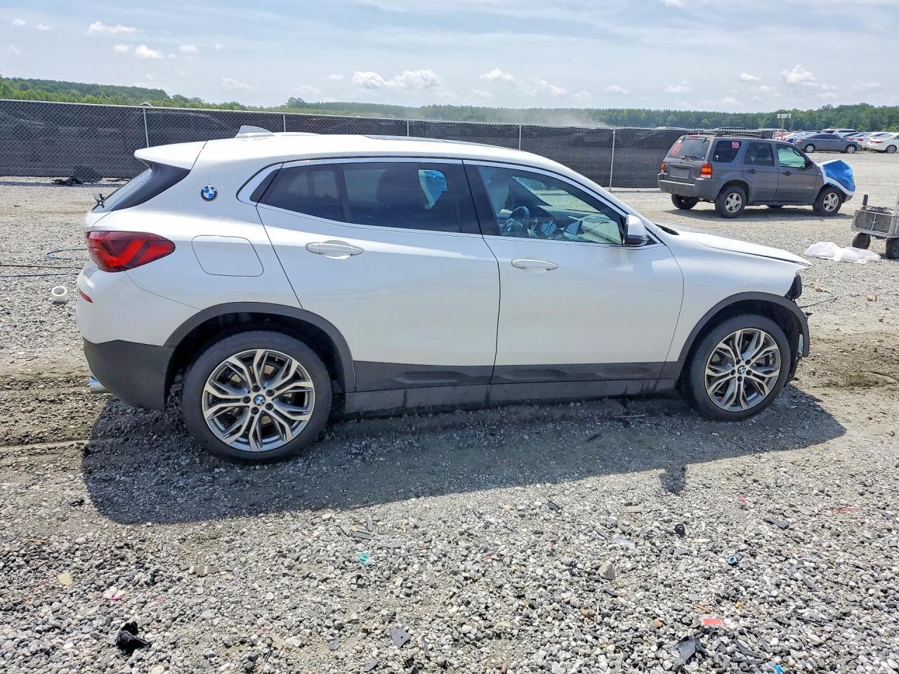 2022 BMW X2 Sdrive28I - Фото 3