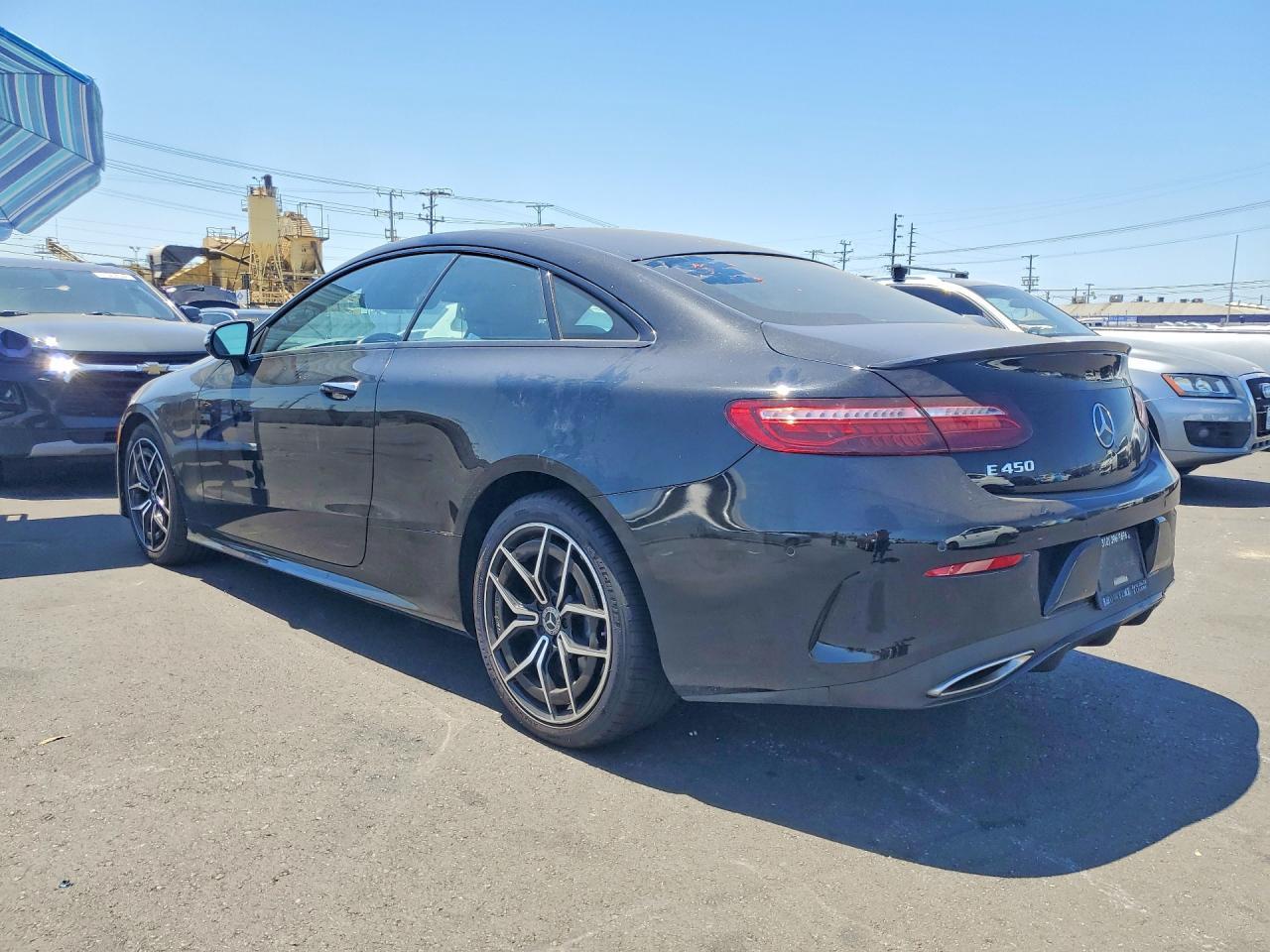 2022 Mercedes-Benz E 450 - Фото 2