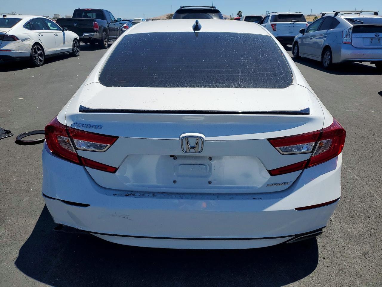 2021 Honda Accord Sport - Image 6