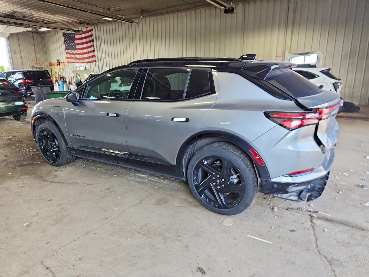 2024 Chevrolet Equinox Rs - Image 2