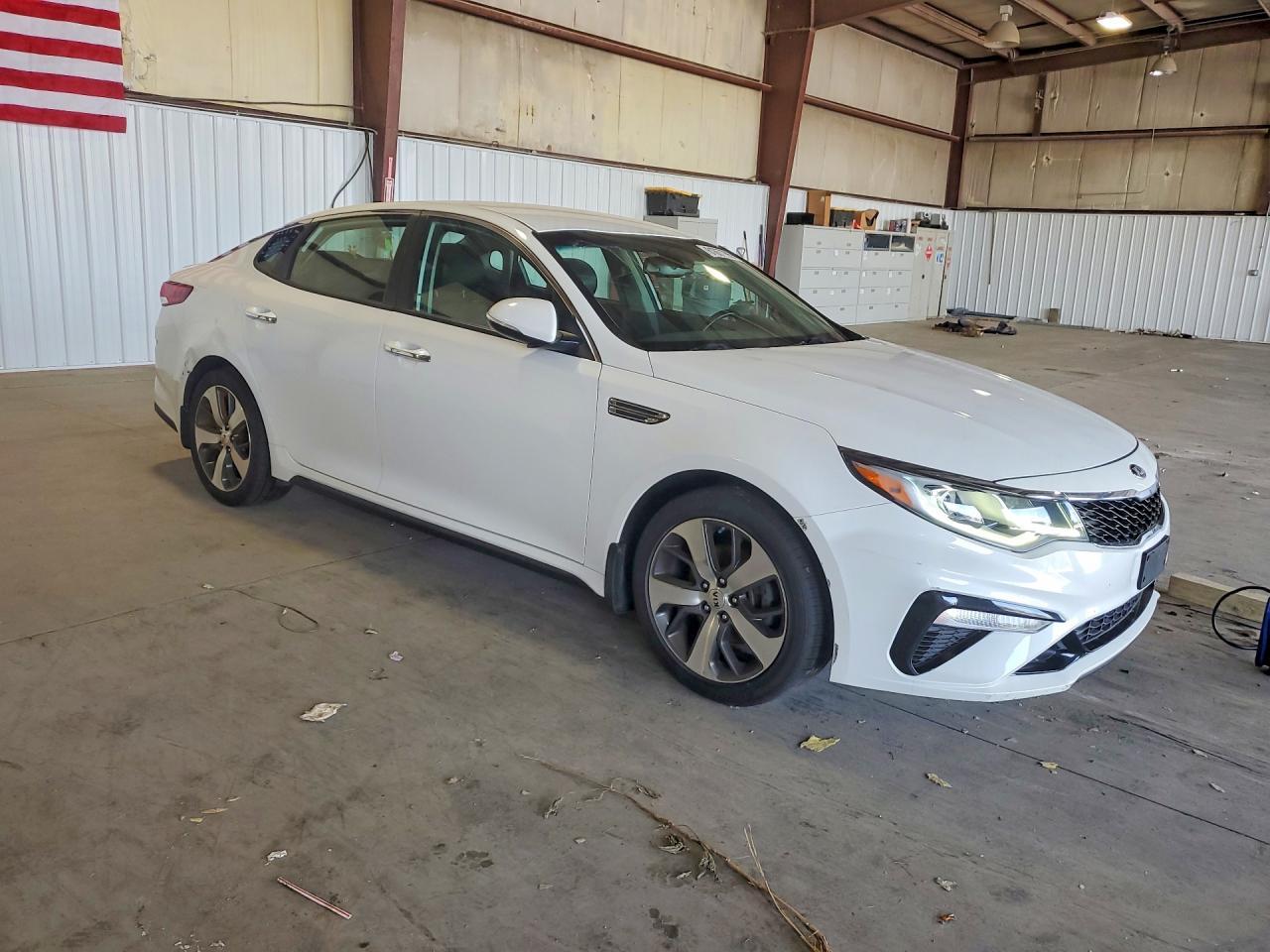 2019 Kia Optima S - Image 4