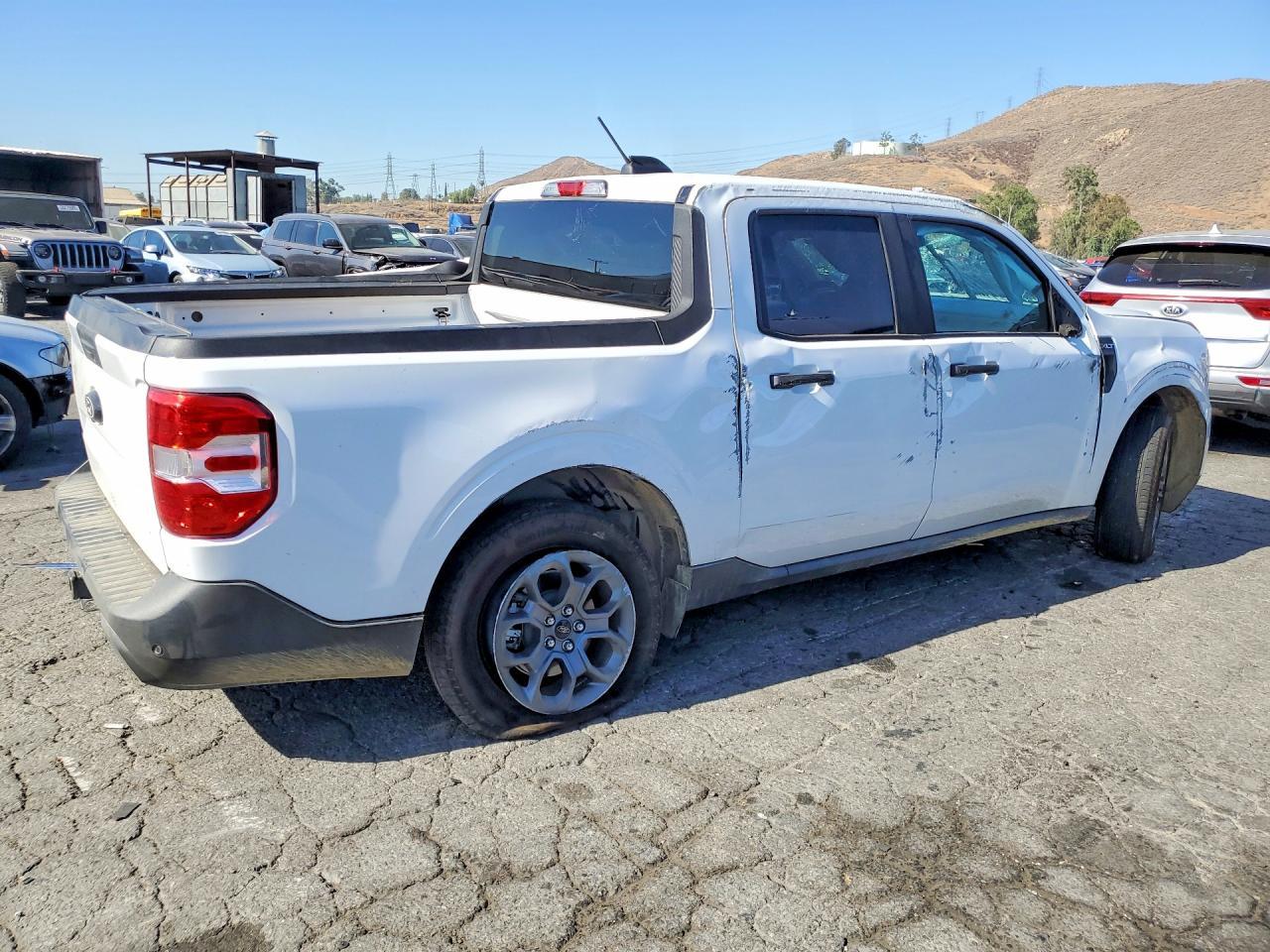 2025 Ford Maverick Xlt - Фото 3
