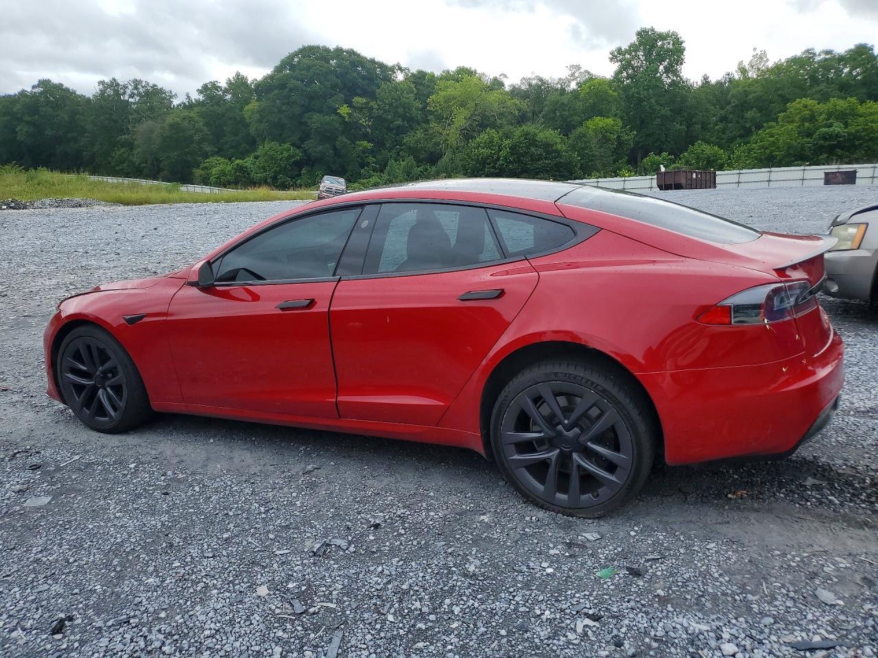 2022 Tesla Model S - Image 2