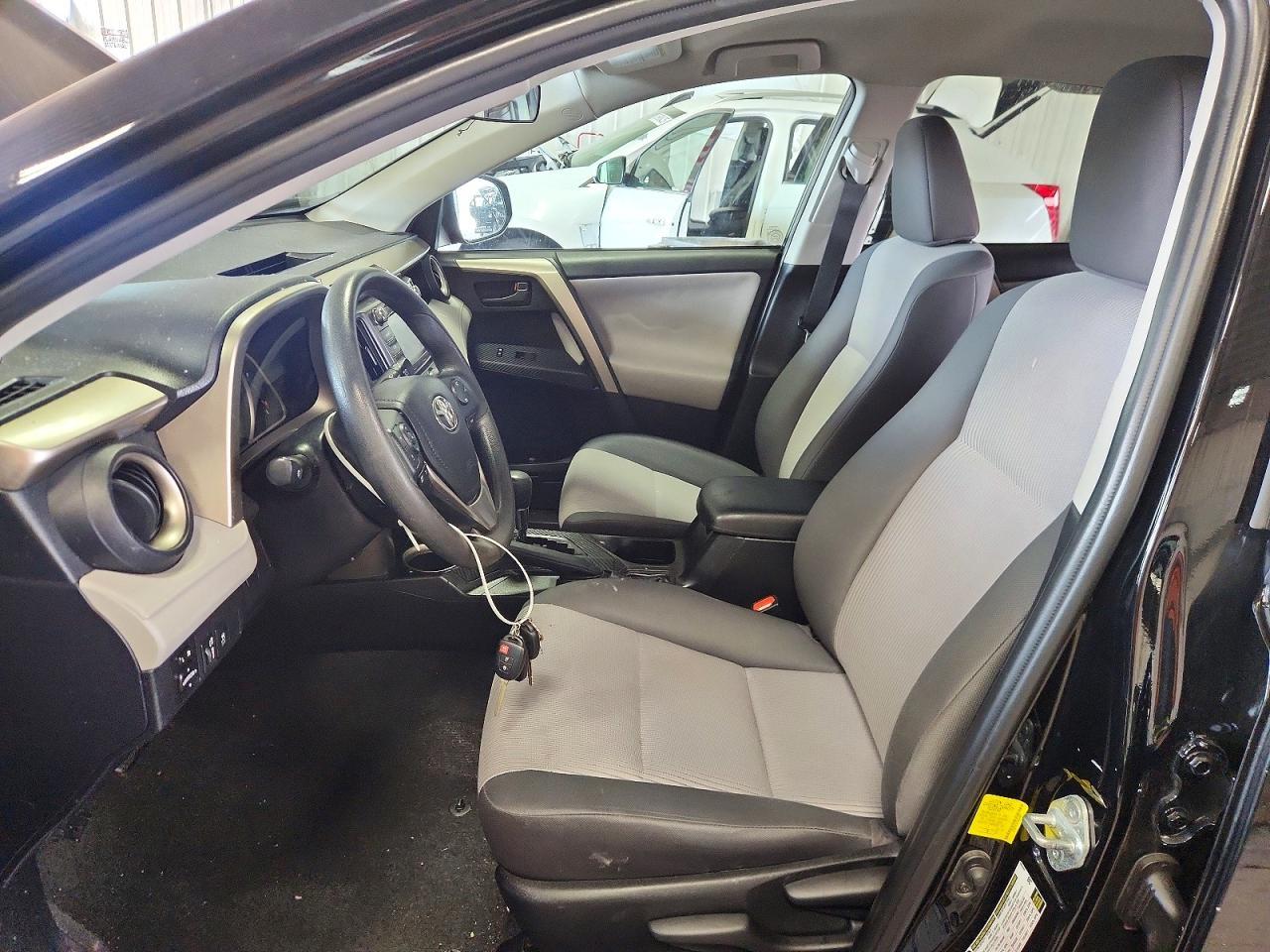 2015 Toyota Rav4 Le - Фото 7