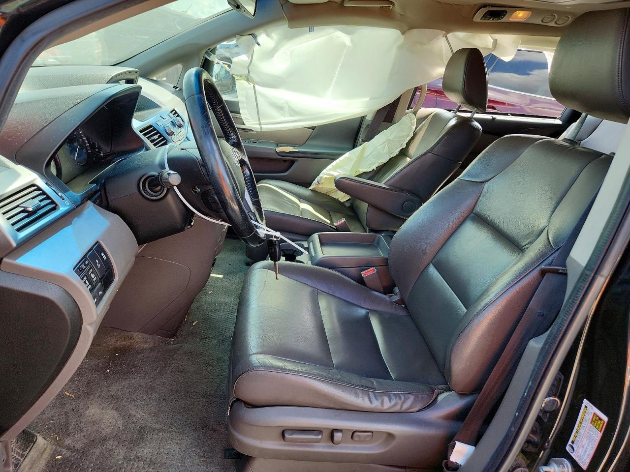 2012 Honda Odyssey Touring - Image 7