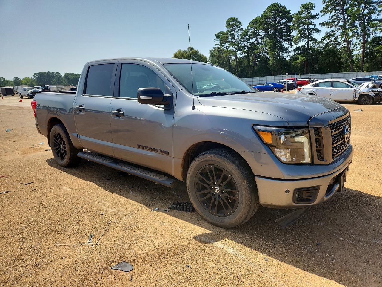 2018 Nissan Titan Sv - Фото 4