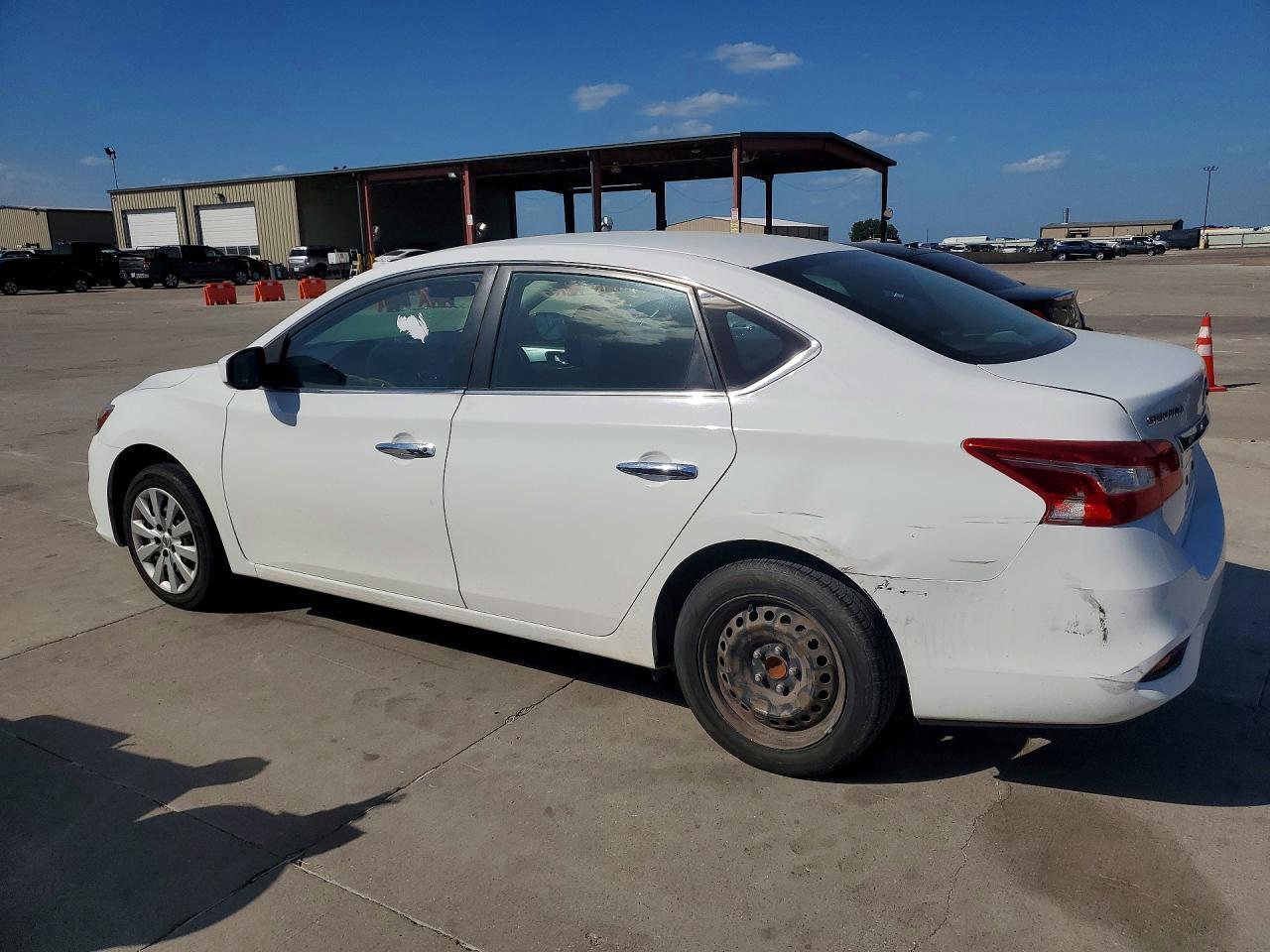2019 Nissan Sentra S - Image 2