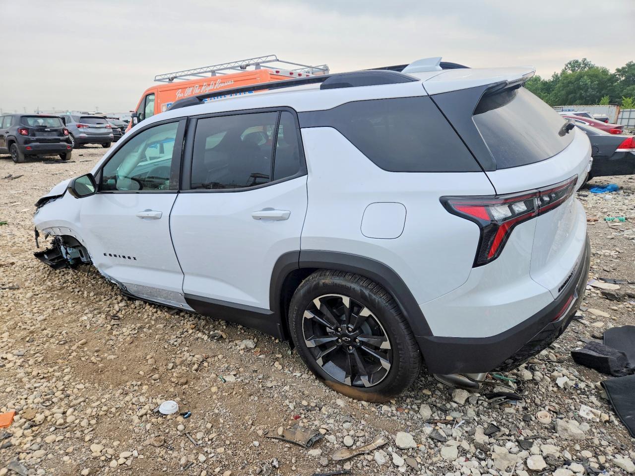 2027 Chevrolet Equinox Rs - Фото 2