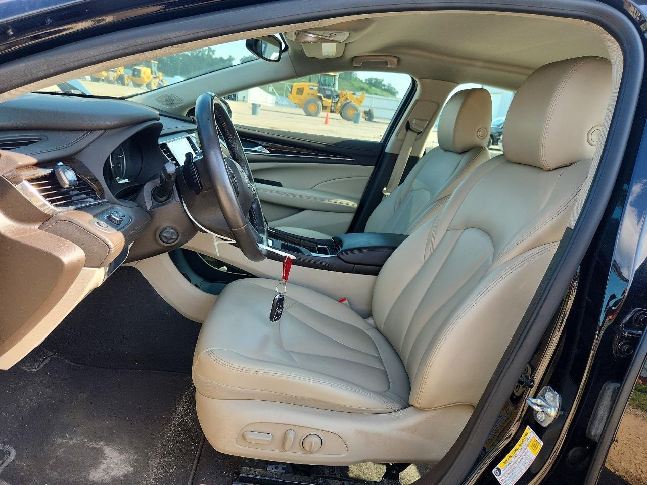 2017 Buick Lacrosse Preferred - Image 7