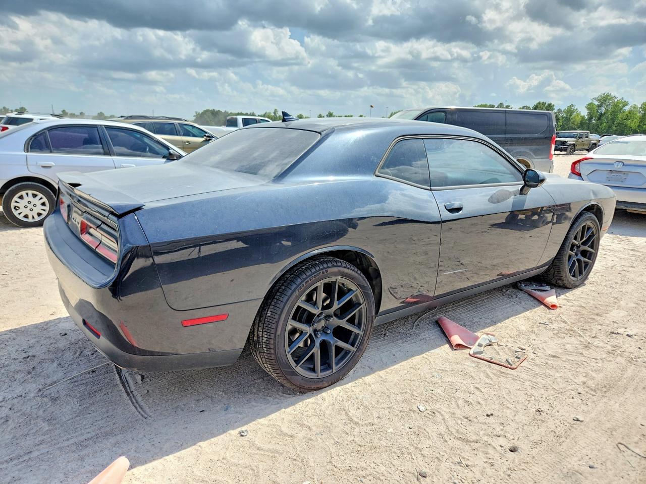 2016 Dodge Challenger Sxt - Фото 3