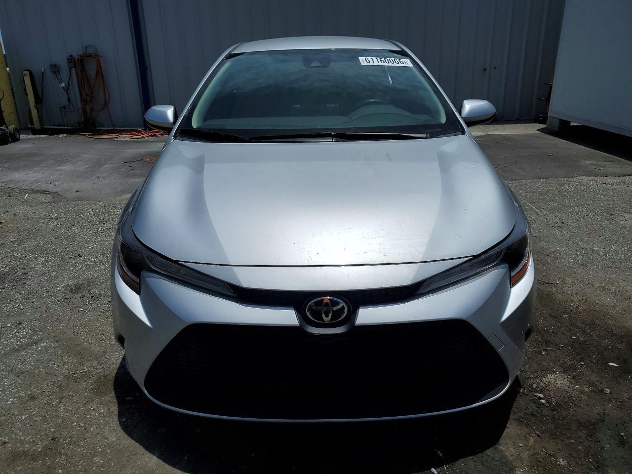 2021 Toyota Corolla Le - Image 5