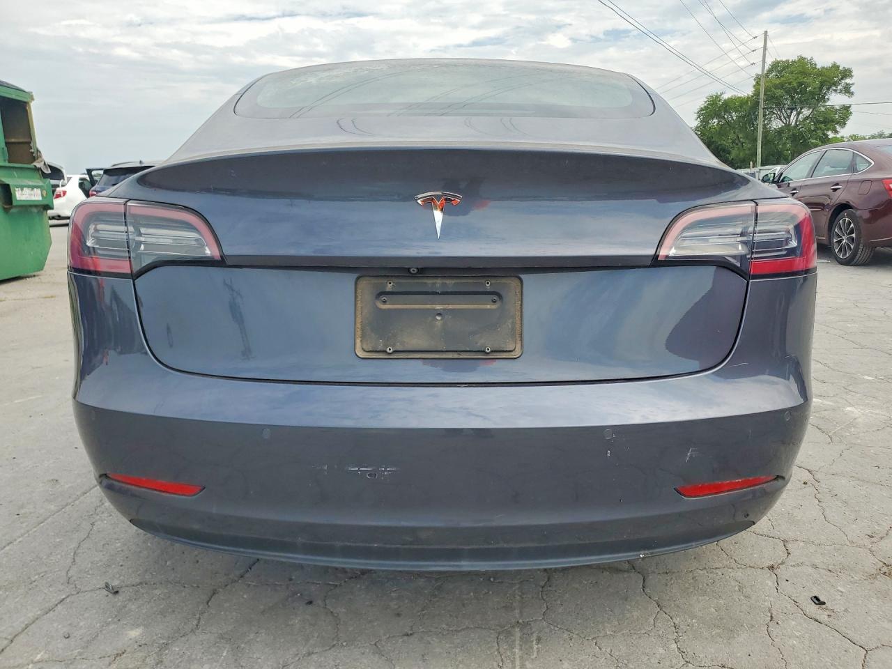2019 Tesla Model 3 - Фото 6