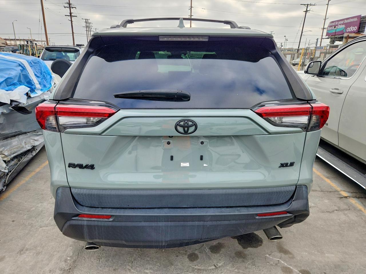 2023 Toyota Rav4 Xle - Image 6